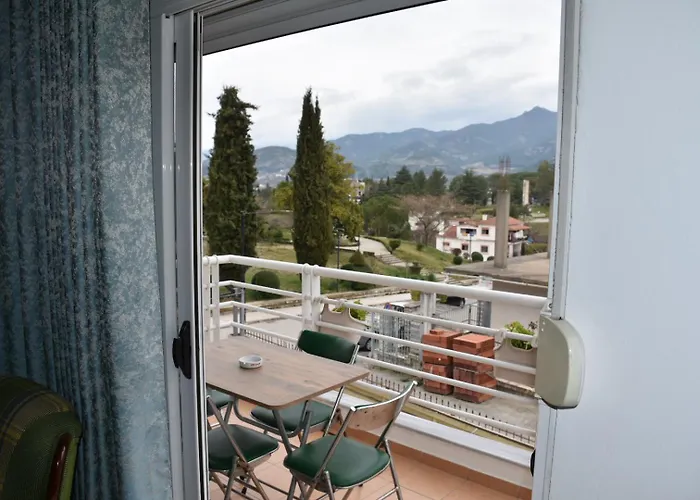 Leo Lägenhet Përmet